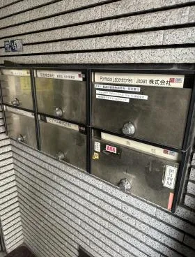 高梨ビルの外観