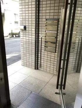 Vビルの外観