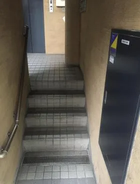 FSビルの外観