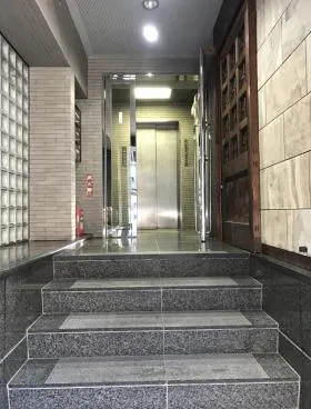 日本橋澤井ビルの外観