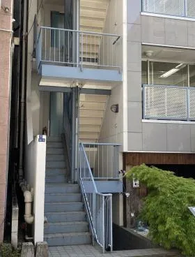 エイム人形町ビルの外観