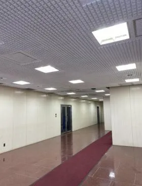 国際中正会館ビルの外観