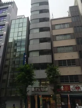 CICビルの外観