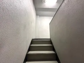 三勝ビルの外観