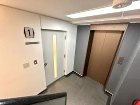 三勝ビルの外観