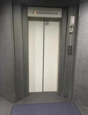 人形町ミハマビルの外観