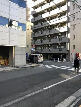 レコルテ85ビルの外観