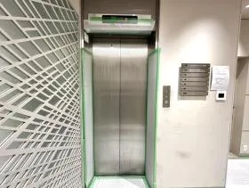 THE CORNER 日本橋人形町ビルの外観