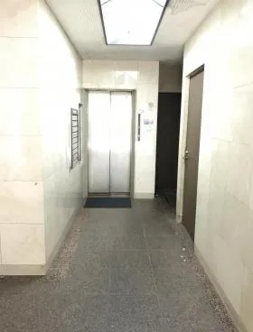 PORT ONE 茅場町ビルの外観