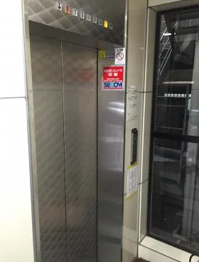 箱崎テイトビルの外観