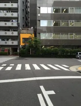 箱崎テイトビルの外観
