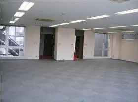 箱崎公園ビルの外観