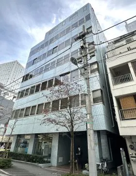 日本橋巴ビルの外観