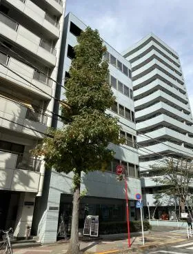 日本橋巴ビルの外観