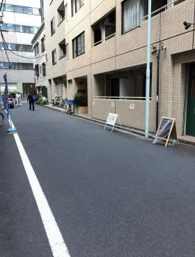 塚田ビルの外観