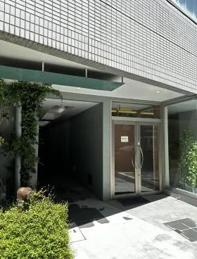 INOKOビルの外観