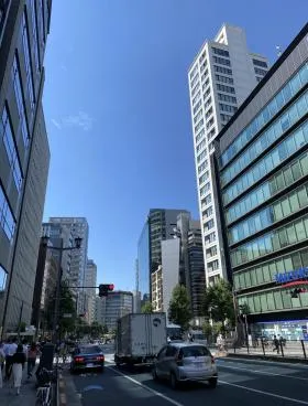 麹町フロントビルの外観