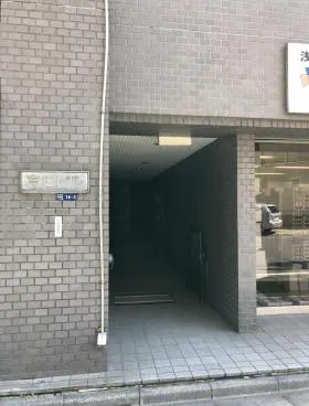 高田ビルの外観