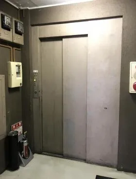 浜町ビルの外観