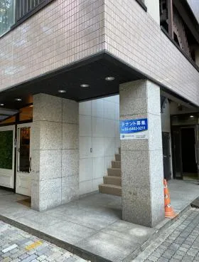 大鐵ビルの外観
