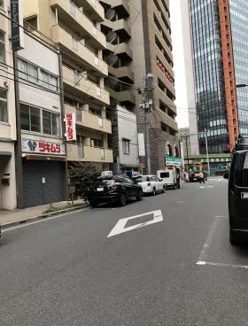D2ビルの外観