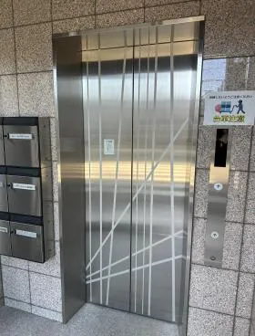 浜町公園ビルの外観