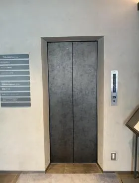 スプラウト日本橋浜町ビルの外観