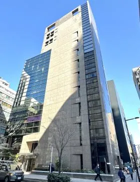 紙パルプ会館の外観