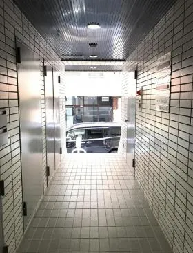滝善ビルの外観
