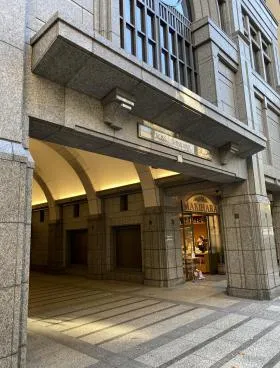 アクロス新川ビルの外観