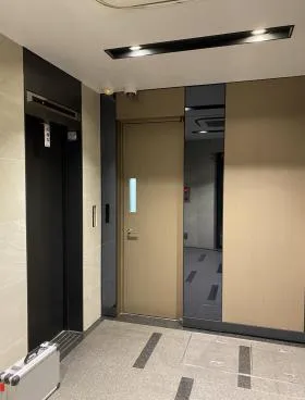 ピーコス日本橋ビルの外観