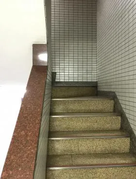 ヤシマ日本橋ビルの外観