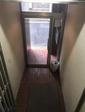 長谷川ビルの外観