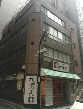 冨田ビルの外観