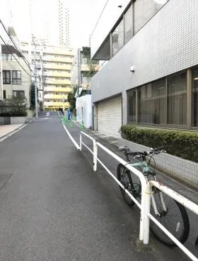 大新京ビルの外観