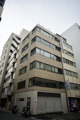 ニュー京橋ビルの外観