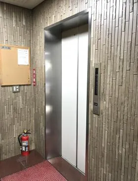 永井ビルの外観