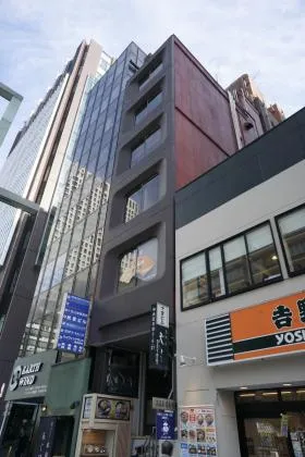 十合ビルの外観