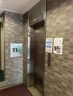 竹河岸ビルの外観
