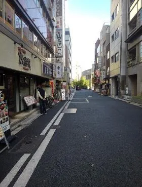 平和ビル3号館の外観