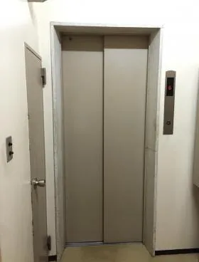 宝永ビルの外観