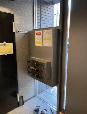 F&Tビルの外観