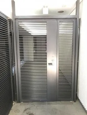 カクトビル宝町(TODA BUILDING宝町)ビルの外観