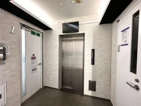 ACN京橋八重洲ビルの外観