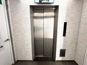 ACN京橋八重洲ビルの外観