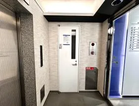 ACN京橋八重洲ビルの外観