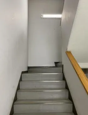 山手ビルの外観