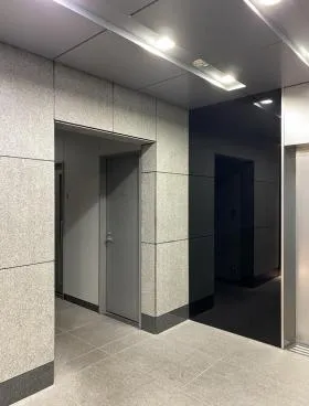 京橋ヨツギビルの外観