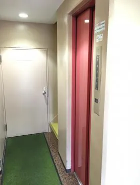 吉住ビルの外観