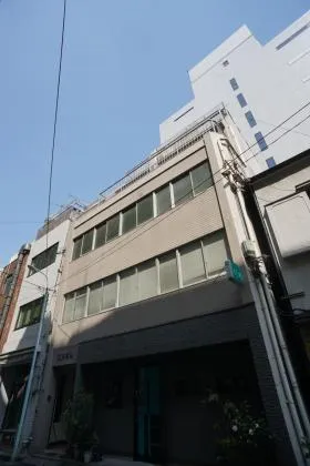 三洋ビルの外観